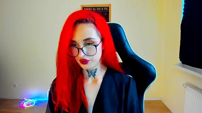your_tora stripchat live cam model