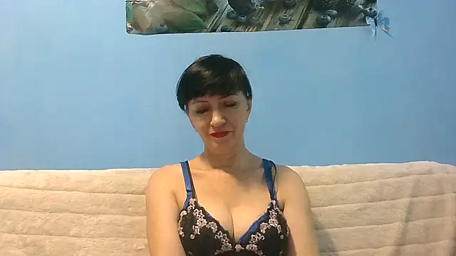 IffetLove42 stripchat live cam model