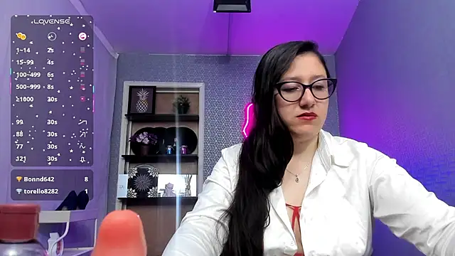 Nicolle_silva stripchat live cam model