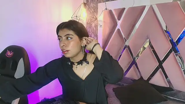 _Angel_dustt stripchat live cam model