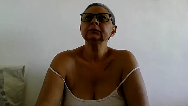 roseblak42 stripchat live cam model