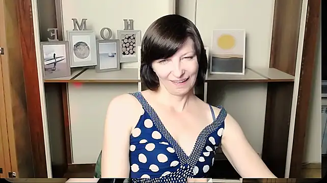 _AngeliaFlow_ stripchat live cam model