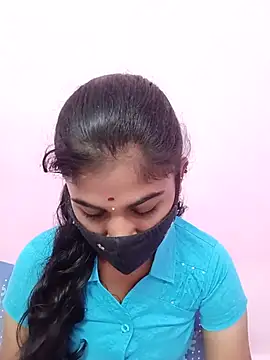 Tamil_Keerthanaa stripchat live cam model