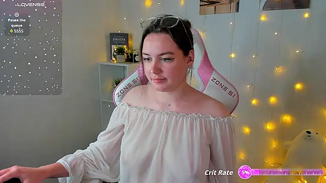 Secret_goddes stripchat live cam model