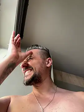 InsaneMattt stripchat live cam model