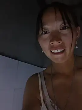 tcm-cute stripchat live cam model