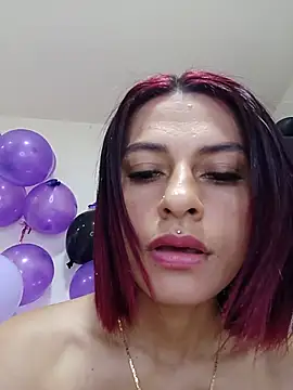 Sweetpandora111 stripchat live cam model