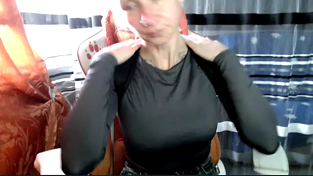 cold_lollipop stripchat live cam model