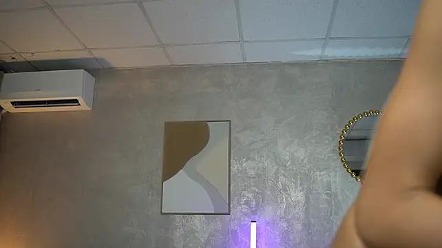 DezireDoly stripchat live cam model
