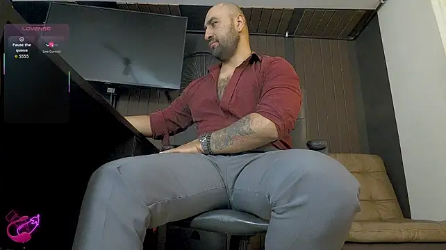 Leon_1234 stripchat live cam model