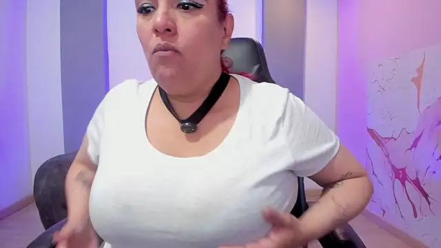 Sammy_owens_ stripchat live cam model