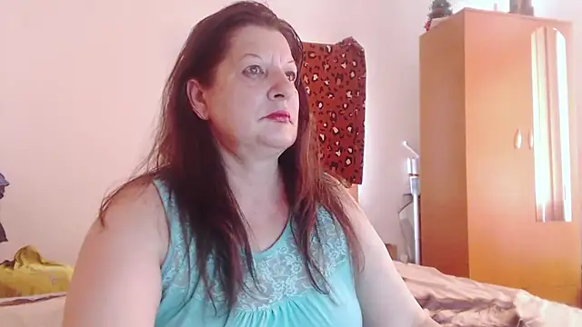 ExtasyMature stripchat live cam model