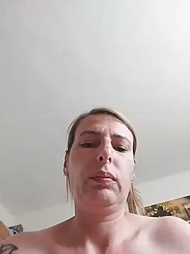 Ramonacoco stripchat live cam model