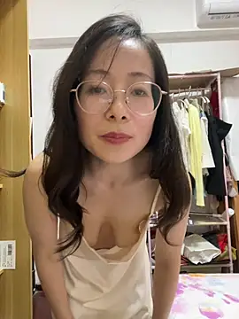 TangTang0530 stripchat live cam model