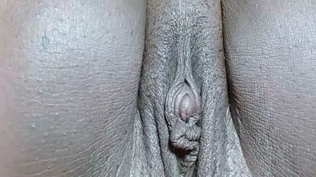 morenahott1 stripchat live cam model
