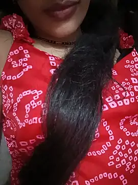 Eshwari_Chopra stripchat live cam model