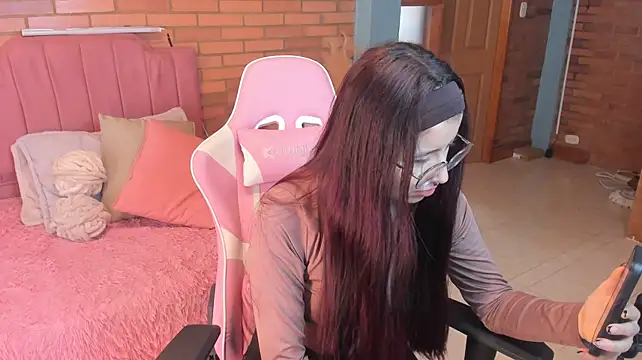 Amy_joones stripchat live cam model