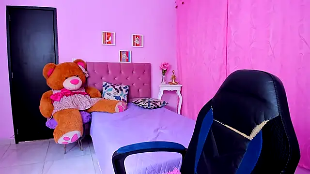zara_cute stripchat live cam model