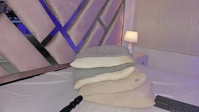 kathy_bakerr stripchat live cam model