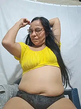Sweet-Hot-Sucking stripchat live cam model