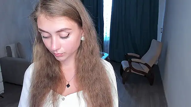 CamillaMchaffie stripchat live cam model