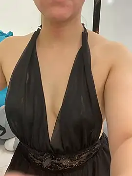Sansan-9911 stripchat live cam model