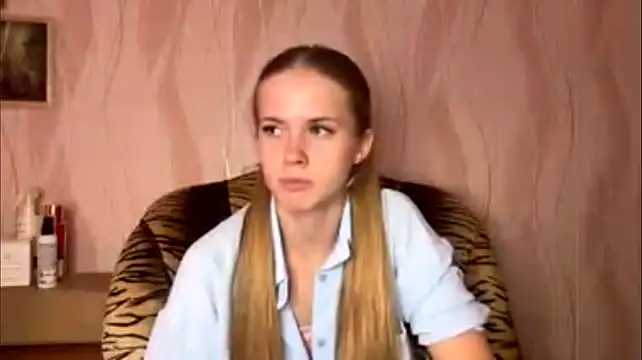 TawnaPeelman stripchat live cam model