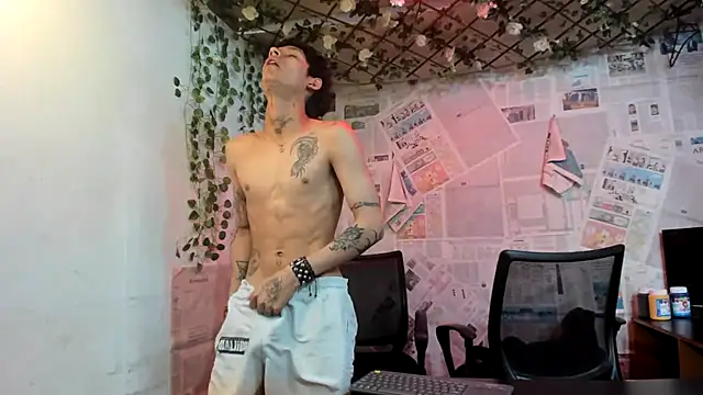 Bastian_boyshot77 stripchat live cam model