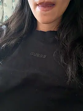 -GLARE- stripchat live cam model