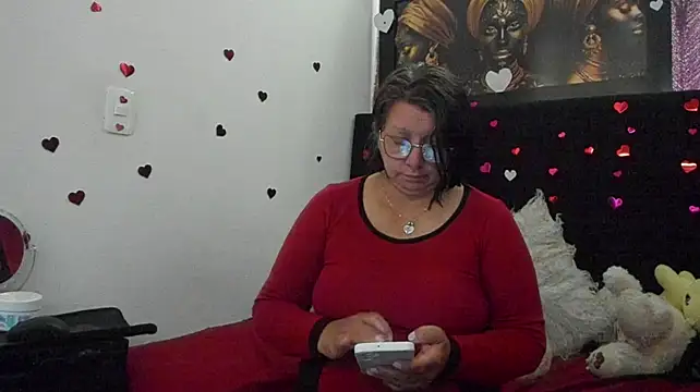 Evaaross_2345 stripchat live cam model