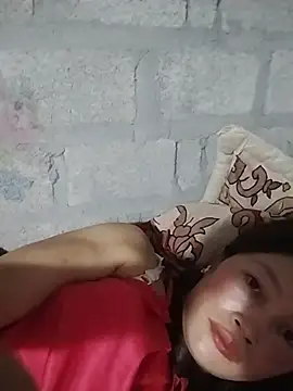 Buong-binh stripchat live cam model
