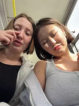 CreamPuff- stripchat live cam model