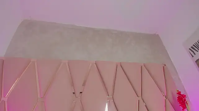 ainhara-rose stripchat live cam model