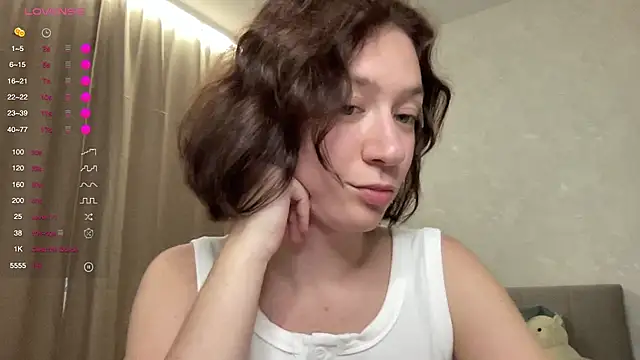 MaliaLur stripchat live cam model