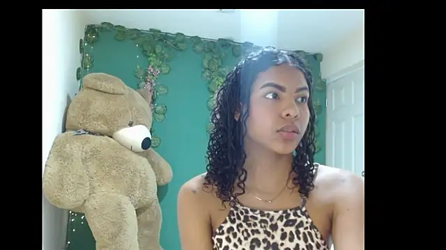 tiana16092026 stripchat live cam model