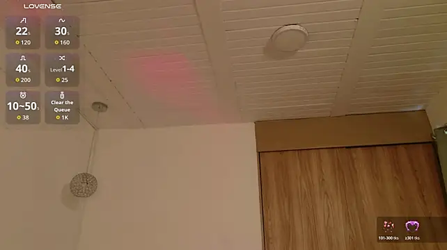 AllissonJames stripchat live cam model