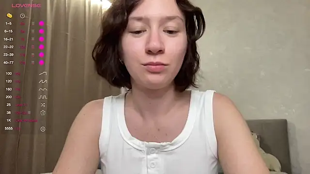 MaliaLur stripchat live cam model