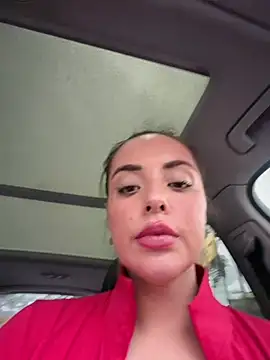 Alirawrz stripchat live cam model