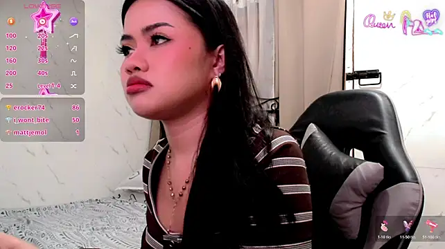 its_emerald stripchat live cam model