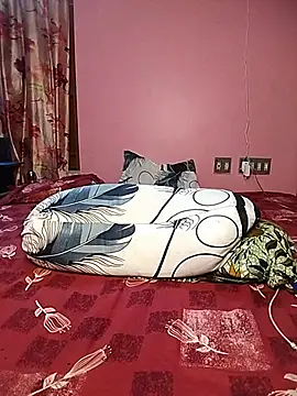 Rashilii_Bhabi stripchat live cam model