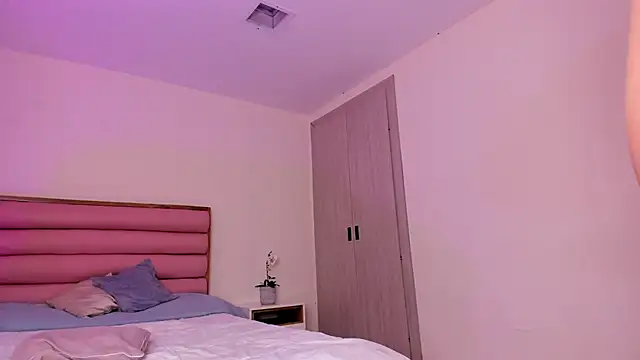 Mara_Galle stripchat live cam model