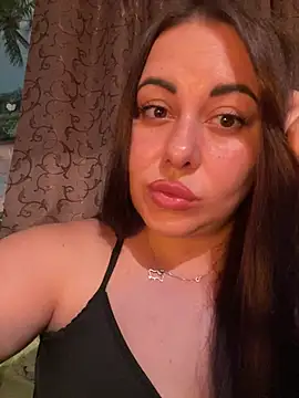 DaisyStreet stripchat live cam model
