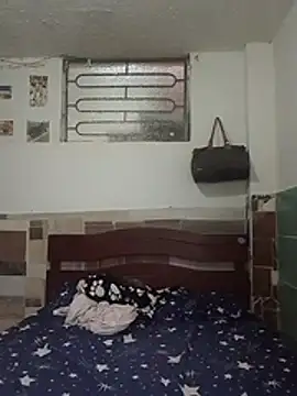 Pupi-Lanegra stripchat live cam model