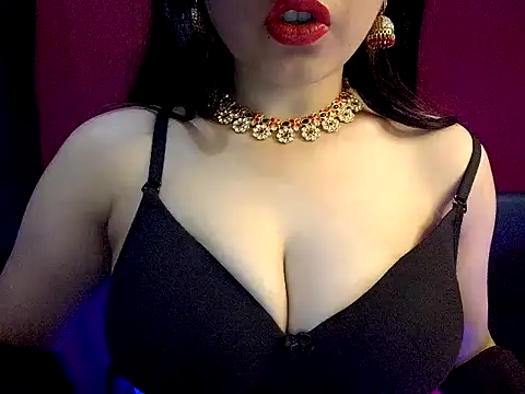 nadia_doll69 stripchat live cam model