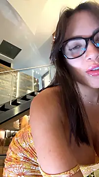 HannaBeckett stripchat live cam model