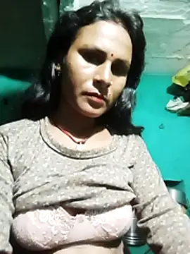 Cuty_priti stripchat live cam model