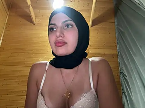 GumusGuray stripchat live cam model