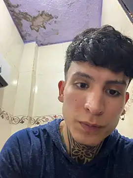 _Tomy08calderon stripchat live cam model