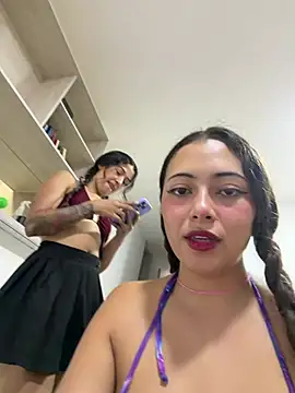 seraphine23 stripchat live cam model