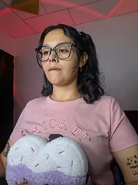 Miss_kittyX stripchat live cam model